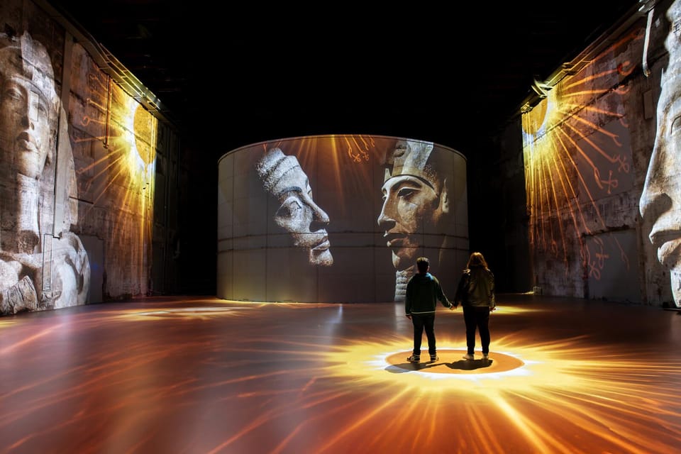 Exposition immersive aux Bassins des Lumières à Bordeaux
