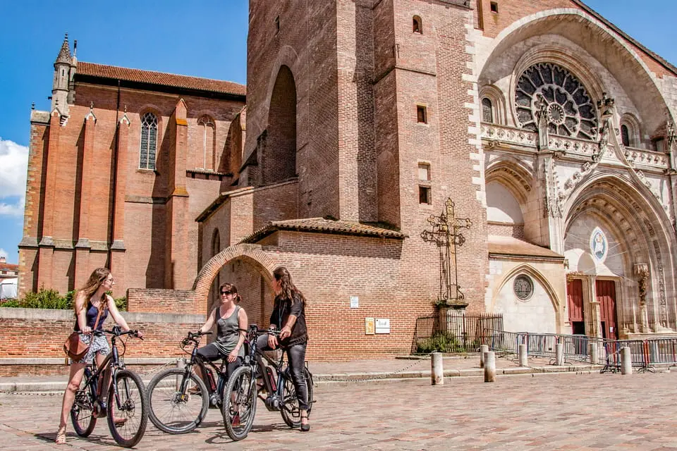 Visite guidée de Toulouse en vélo électrique
