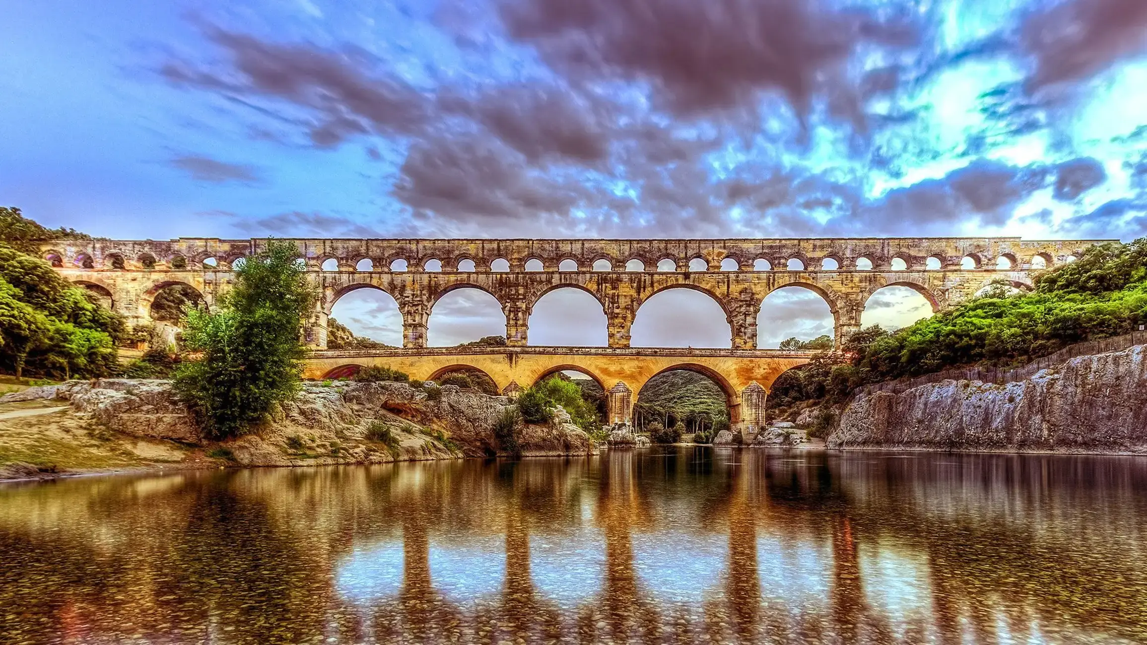 Pont du gard en famille