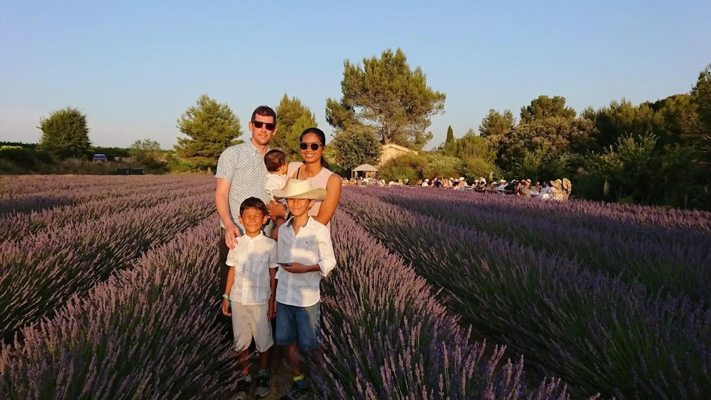 Visite d'un moulin à huile d'olive près de Montpellier en famille