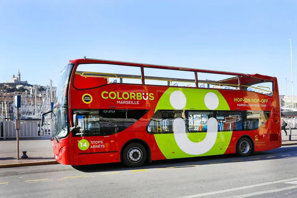 Ballade en bus panoramique Colorbus à marseille