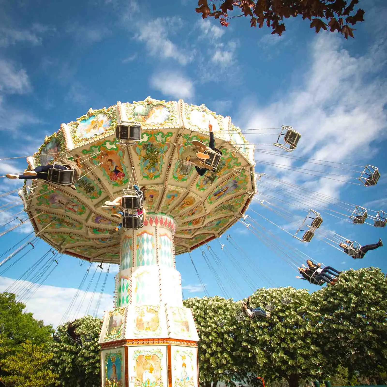 Jardin d’Acclimatation parc d’attractions historique à Paris